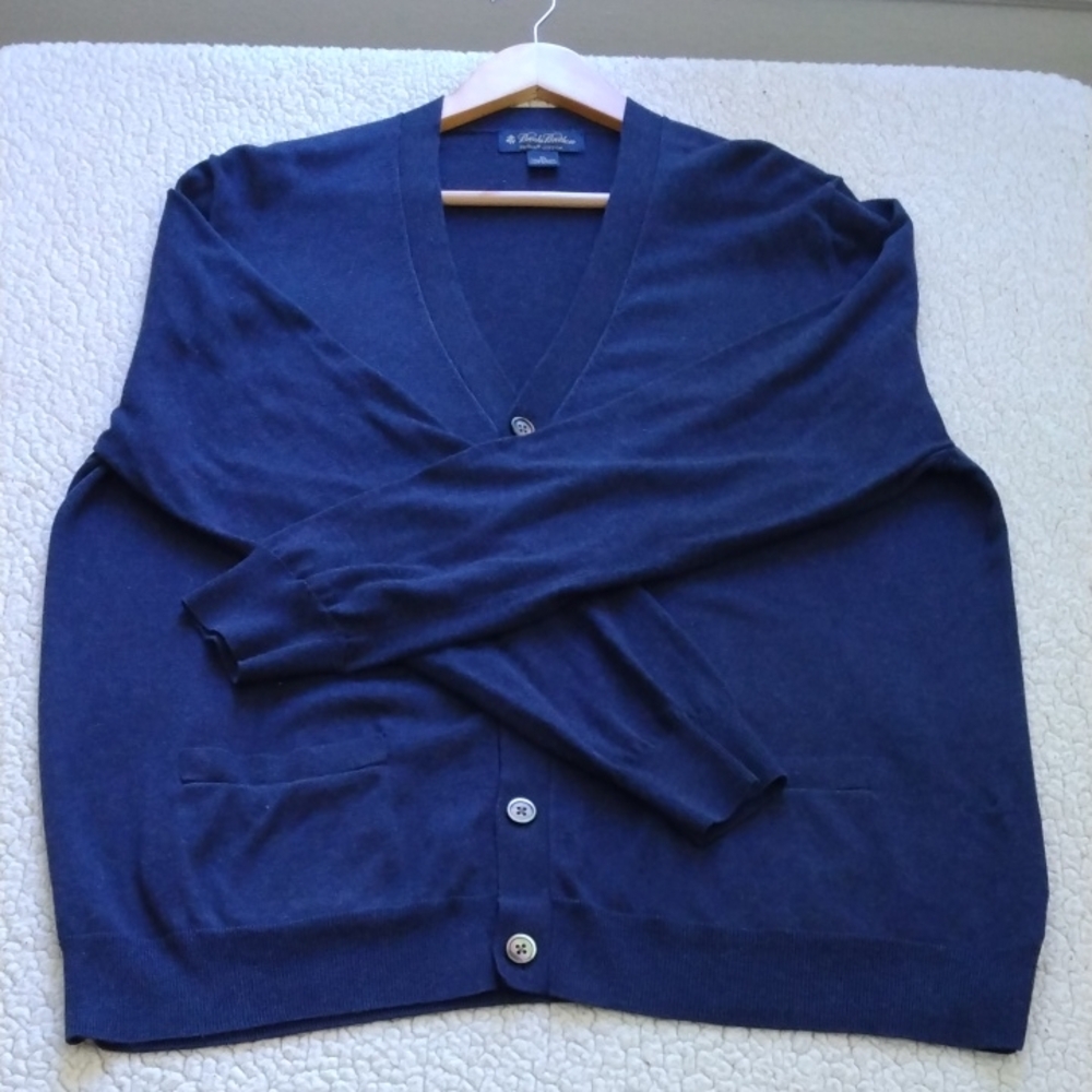 Brooks Brothers XL Navy Supima Cotton Cardigan With Mother of Pearl Buttons